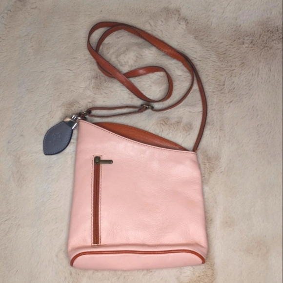 Vera Pelle Italian Made Leather Pastel Petal Pink Coquette Girl Crossbody Bag - Picture 1 of 6